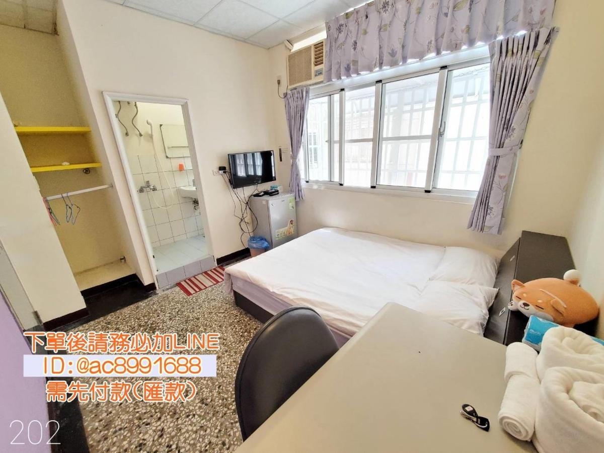 想來就來 Apartment Tainan Luaran gambar